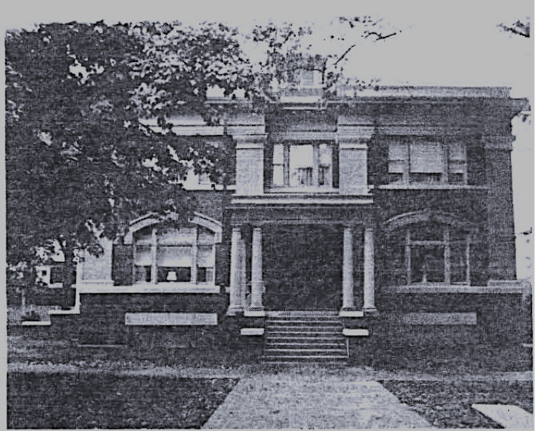Image of the Davidson College Carnegie Library, now used as the College Guesthouse, from 1976 Davidsonian Article.