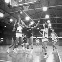 The 1978-79 women’s basketball team plays in Johnston Gym.